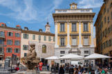 <center>Le Vieux Nice.</center>Place Saint-François. L'ancien palais communal, de 1570 à 1868, devenu ensuite le conservatoire de musique.