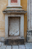 <center>Cathédrale Notre-Dame de la Nativité</center>A gauche de l'entrée de la cathédrale, une plaque célébrant l'empereur Gordien Inscription : IMP CAES M ANTONIO GORDIANO PI FEL AVG PONT MAX TRIB POT II PP COS CIVIT VINT DEVO TA NVMINI MAIES TATIQVE EIVS. Traduisible par A l'empereur César Marc Antoine Gordien, pieux, heureux, Auguste, grand pontife, en jouissance pour la seconde fois de la puissance tribunitienne, père de la patrie et consul : la cité des Ventiens dévouée à sa puissance et à sa majesté. 2e quart 3e siècle 238.