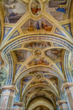 <center>Église Saint-Jean-Baptiste </center>La décoration intérieure fut confiée au peintre Italien Mucengo datant après 1827. Endommagée par l'humidité, elle est restaurée en 1859 par le peintre J.B Ferraris.