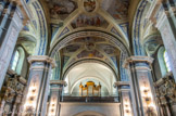 <center>Église Saint-Jean-Baptiste </center>L’orgue date de 1842. Il possède alors 26 jeux, deux claviers manuels de 54 notes et un pédalier de 18 notes. Il est dû aux frères Joseph et Claude-Ignace Callinet. Il a été rénové en 1957 et porté à 48 jeux avec un jeu de chamade à l'horizontale. Une totale reconstruction a été effectuée, en 2004, par Daniel Kern, facteur à Strasbourg.
