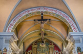 <center>Eglise de la Sainte Trinité des Contamines Montjoie</center>Séparant la nef du sanctuaire, le 