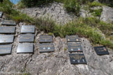<center>Mémorial National des Troupes de Montagne sur le Mont Jalla.</center>Le « mur du souvenir »