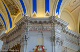 <center>Saint-Nicolas-de-Véroce</center> Des anges musiciens tenant de longues trompettes, encadrent le chœur.