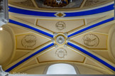 <center>Saint-Nicolas-de-Véroce</center>Plafond de l'autel du Rosaire.