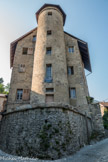 <center>Conflans et son Quartier médiéval.</center> Maison à tourelles ou tour Ramus et logis seigneurial de la famille Ramus.