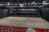 <center>Albertville : Parc Olympique.</center>La construction d'une halle de glace - aujourd'hui Halle olympique - est réalisée pour accueillir les épreuves de patinage artistique et de Short-Track (30 × 60 m). Celle-ci est aménagée pour recevoir 9 000 spectateurs. Une patinoire répondant aux mêmes normes a été montée pour accueillir les sessions d'entraînement des athlètes. Démontée après les Jeux, elle est reconstruite en 1994 sur la commune de Wasquehal, devenant la patinoire Serge Charles. La Halle olympique est aménagée pour rester un pôle sportif mais être aussi un pôle économique et culturel. Elle peut accueillir entre 3 500 et 5 500 spectateurs selon la configuration et le type de manifestation. La grande Salle de Spectacle entièrement modulable peut accueillir différents types d’événements et jusqu’à 9 200 spectateurs.