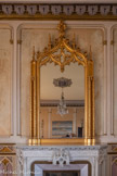 <center>Le château</center>La salle de danse.