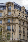 <center>Les  Champs Elysées. </center> Le siège de HSBC, l'ancien Elysée Palace