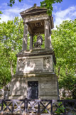 <center>Le cimetière du Père Lachaise </center> Monument du général Foy. Son tombeau, fut surmonté en 1831 d'un grandiose monument dont Léon Vaudoyer fut l'architecte. Les bas-reliefs retraçant sa carrière furent sculptés par David d'Angers.
Maximilien Sébastien Foy est un général du Premier Empire et un homme politique français né à Ham (Somme) le 3 février 1775 et mort à Paris le 28 novembre 1825.