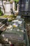 <center>Le cimetière du Père Lachaise </center> Tombe de Marie Trintignant.