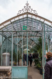 <center>Les serres d'Auteuil. </center>