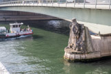 <center>Le zouave. </center> Pont de l'Alma.
