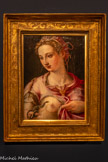 <center>Michèle Tosini, dit Michele di Ridolfo Ghirlandalo</center>Attribution incertaine.
(Florence, 1503 -  Florence, 1577)
Vers 1530-1560 Huile sur bois de hêtre. Genève, musée d’Art et d’Histoire.<br>
Sous les traits d’une jeune femme blonde dont les bijoux, la robe et la coiffure rehaussées de dorures, attestent le rang, Cléopâtre apparaît comme une reine subversive avec le serpent vers son sein dénudé. Figure sensuelle et morbide, somptueusement parée et fardée, elle évoque davantage une courtisane.