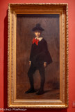 <center>Nicolas Le Roux</center>1884
Huile sur toile
Le modèle (1874-1935), représenté en écolier, est le fils du peintre Hector Le Roux, un des meilleurs amis de Jean-Jacques Henner. Le tableau a pu être influencé par les portraits de Velasquez que Henner a vus deux ans auparavant lors d’un voyage en Espagne.
Legs Nicolas Le Roux