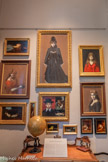 <center>L'atelier de  J.J. Henner</center>Martyre 1892 Huile sur bois ; Jeune fille tenant un livre Vers 1888 Huile et fusain sur papier marouflé sur toile ; Mademoiselle Dodey 1893 Huile sur toile ; Salomé Dite à tort Hérodiade Vers 1887 Huile et fusain sur papier marouflé sur toile ; Rêve Vers 1900 Huile sur bois ; Madeleine en prière 1889 Huile sur carton ; Jules Henner Christ mort et les Saintes Femmes. Sainte Femme penchée. Tête de femme Entre 1872 et 1876 Huile sur toile ; Thérèse Bianchi Vers 1889 Huile et fusain sur papier marouflé sur toile ; Nature morte à la poire Entre 1890 et 1905 Huile sur bois ; Nature morte à la pomme jaune Entre 1880 et 1905 Huile sur papier marouflé sut bois (couvercle de boite à cigares ; Madeleine pénitente Vers 1860 Huile sur toile ; Liseuse Vers 1886 Huile sur bois ; Madeleine Vers1885 Huile sur bois.