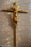 <center>Chapelle Saint Paul Chen.</center>Crucifix. Philippe Kaeppelin, sculpteur, vers 1964.