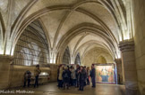 <center>La Conciergerie.</center>  La rue de Paris tire son nom de monsieur de Paris, bourreau de l'époque révolutionnaire, et servit à l'incarcération des pailleux. Cet espace faisait autrefois partie intégrante de la salle des Gens d'armes, mais fut isolé et surélevé au XVe siècle.
