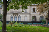 <center>Quartier de ND de Lorette. </center>C’est ici qu’Adolphe Thiers rédige sa monumentale Histoire du Consulat et de l’Empirer. Détruit pendant la Commune, l’hôtel particulier est reconstruit entre 1873 et 1875, par l’architecte Alfred Aldrophe (1834-1895).