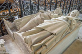 <center>Philippe et Constance de Castille
</center>Philippe, 1116 - 1131, fils de Louis VI le Gros et d'Adélaïde de Savoie. Sacré du vivant de son père le 14 avril 1129. Commande de Saint Louis. Vers 1263-1264, pierre.
Constance de Castille, 1136 - 1160, reine des Francs, seconde épouse de Louis VII le Jeune. Commande de Saint Louis. Vers 1263-1264, pierre.