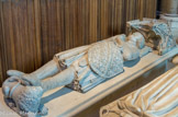 <center>Charles, comte d'Etampes</center>Charles, comte d'Etampes, 1305 - 1336, fils de Louis comte d'Evreux et de Marguerite d'Artois, frère de Jeanne d'Evreux. Provenance: Paris, église des Cordeliers. A Saint-Denis en 1816. Premier tiers du XIVe s, marbre.