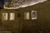 <center> La crypte. </center>La crypte archéologique  (où étaient situées les sépultures de Denis, Rustique et Eleuthère).