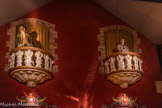 <center>Musée des Arts Forains. </center> Les salons vénitiens. Le Baron et Pierrot.