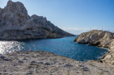 <center>L'anse de la Baume Rousse.</center>Le passage des Croisettes.