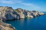 <center>Port de Banc.</center>Petites calanques du Dracadou, du Corbeau, du Souffleur, du Berger.