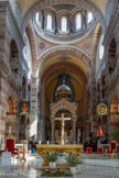 <center>La Basilique Cathédrale Sainte-Marie-Majeure</center>Le choeur avec le ciborium.