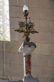 <center>La Basilique Cathédrale Sainte-Marie-Majeure</center>Granoux, fabricants d'appareils d'éclairage, a assuré la réalisation des accessoires décoratifs du luminaire (lustres, chandeliers, lampadaires).
