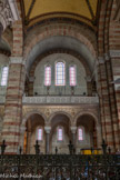 <center>La Basilique Cathédrale Sainte-Marie-Majeure</center>Première travée à droite.