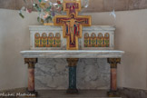 <center>La Basilique Cathédrale Sainte-Marie-Majeure</center>Première chapelle de droite. En 2025. Le crucifix de saint Damien est une croix peinte de la chapelle Saint-Damien d'Assise (Italie) devant laquelle saint François d'Assise se sentit interpellé par le Christ lui-même, lui demandant de « rebâtir sa maison en ruines ». Œuvre d'un artiste ombrien inconnu du XIIe siècle, elle est tenue en grande vénération par les sœurs clarisses qui le protègent durant sept siècles. Il se trouve aujourd'hui dans la basilique Sainte-Claire d'Assise.