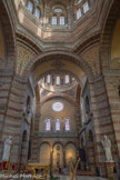 <center>La Basilique Cathédrale Sainte-Marie-Majeure</center>Transept Est (à droite). Chapelle st Joseph, avec à gauche, l'entrée de la chapelle Saint Lazare et à droite la porte Est.