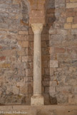 <center>La Vieille Major</center>Une des deux colonnes de l'arcade centrale.