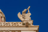 <center>Notre-Dame de la Garde</center>Un des quatre anges du clocher.