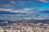 <center>Notre-Dame de la Garde</center>Au fond, à gauche, on aperçoit le Mont Ventoux enneigé.