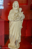 <center>Le musée.</center>D'après Eugène Lequesne. Réduction en plâtre de la statue monumentale. L'original ayant remporté le concours semble avoir disparu et devait être à la dimension des deiux autres statues présentées ici.