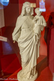 <center>Le musée.</center>D'après Eugène Lequesne. Réduction en plâtre de la statue monumentale. L'original ayant remporté le concours semble avoir disparu et devait être à la dimension des deiux autres statues présentées ici.