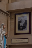 <center>Eglise des Réformés ou de saint-Vincent-de-Paul. </center>Troisième chapelle de droite. Chapelle Ste Catherine Labouré. Portrait de la sainte.
