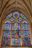 <center>Église Saint-Germain-l'Auxerrois.</center> Les vitraux bas du choeur. Chapelle Sainte-Clotilde. Sainte Clotilde. 1845, J. Quantin. Sainte Clotilde est représentée donnant à des religieuses le plan du monastère qu’elle fonda sur la montagne Sainte-Geneviève.