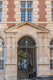 <center>Palais abbatial. </center> Les embrasures des fenêtres sont harpées.