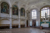 <center>Saint-Etienne-du-Mont </center>Chapelle des catéchismes. A gauche, Présentation de Marie au Temple.
Toile marouflée de Charles Timbal (1864). Au centre, Sermon sur la montagne par Charles Timbal 1864.