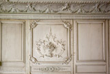<center>Les petits Appartements. </center>Salon d'étude de l'Impératrice. Les appartements de Joséphine ont été aménagés pour elle en 1808, à partir d'une suite de pièces aux lambris de style Louis XV. Ils furent occupés par Marie-Louise à partir de 1810.