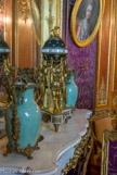 <center>Le château de Chantilly. </center> Salon Violet.