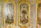 <center>Le château de Chantilly. </center> La petite singerie.