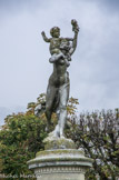 <center>Saint-Germain-en-Laye. </center> Statue L'Amour et la Folie (Daubefeuille, 1900).