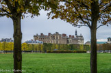 <center>Saint-Germain-en-Laye. </center> Les jardins du domaine national de Saint-Germain-en-Laye, d'une étendue de 60 hectares, s'étendent entre le château et la forêt. Composés d'une partie de jardin à la française, œuvre de Le Notre et d'un jardin anglais créé en 1848 lors de l'arrivée du chemin de fer. Les jardins furent entièrement remodelés entre 1669 et 1673 par Le Nôtre qui créa le Boulingrin, le Grand Parterre, les Broderies et établit la Grande Terrasse qui s'étend sur 2,400 km jusqu'au Château du Val.