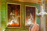 <center>Chambre du Roi. </center> Portraits de Louis XIV et de sa belle-sœur. Henriette d'Angleterre, épouse de Monsieur, Duc d'Orléans, frère du Roi, attribués à B. TESTELIN.