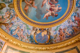 <center>Cabinet des Bains. </center>