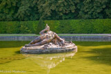 <center>Bassin des Tritons de gauche.</center>